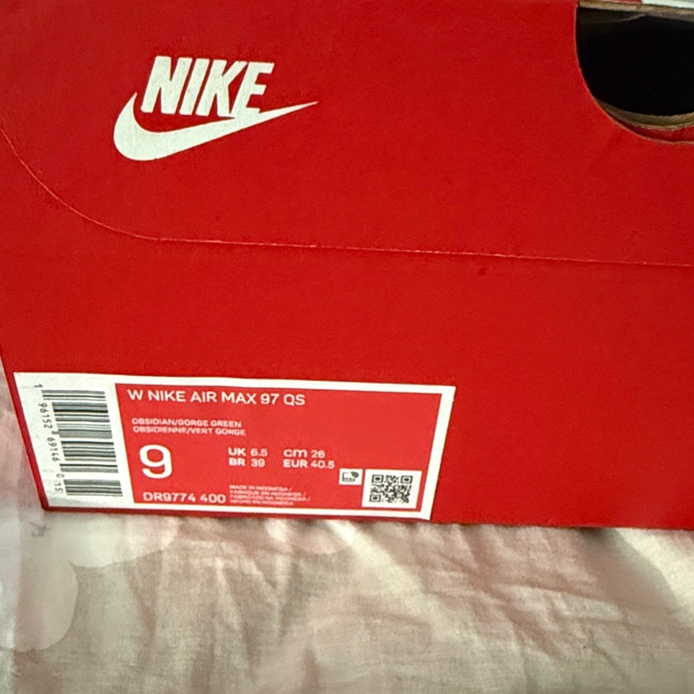 Nike Air Max 97 QS in Red and Green